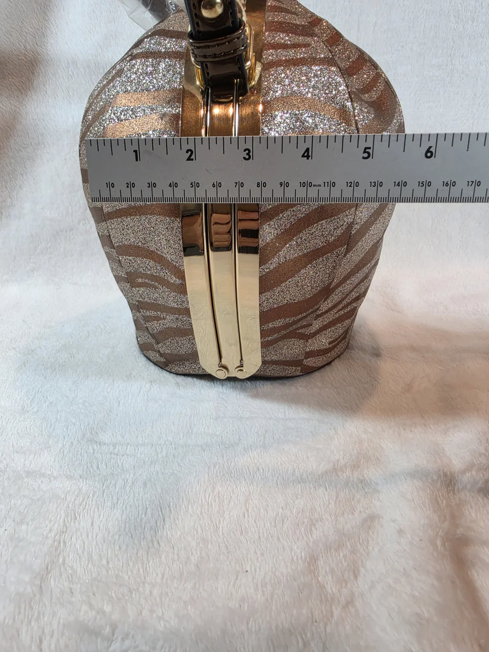 Blue Heaven Womens Zebra Glitter Round Evening Handbag Purse NWT Gold Tone